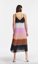 Load image into Gallery viewer, Essentiel Gaskur Dress